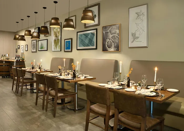 Element Toronto Airport Hotel Mississauga